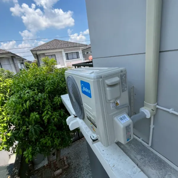 ติดตั้งคอมเพรสเซอร์บ้านพักอาศัย